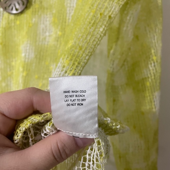 NINA LEONARD Coconut Button Knit Bolero Jacket Medium Crochet Beach Summer - Picture 7 of 8